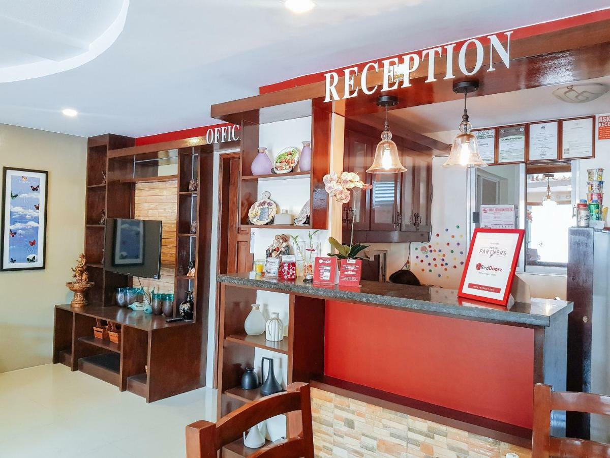 Reddoorz @ Caimito Drive Dampas Hotel Tagbilaran City Exterior photo